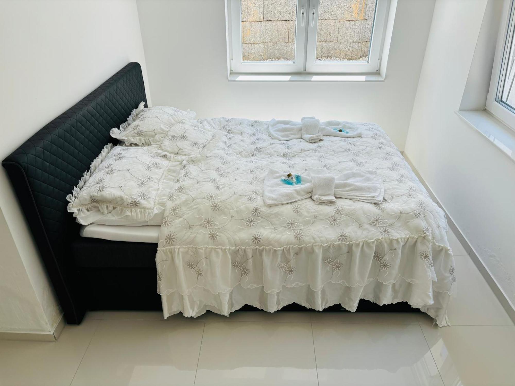 Modern Living In Hamburg-Wandsbek Self Check-In 2X Schlafzimmer 1X Schlafsofa المظهر الخارجي الصورة